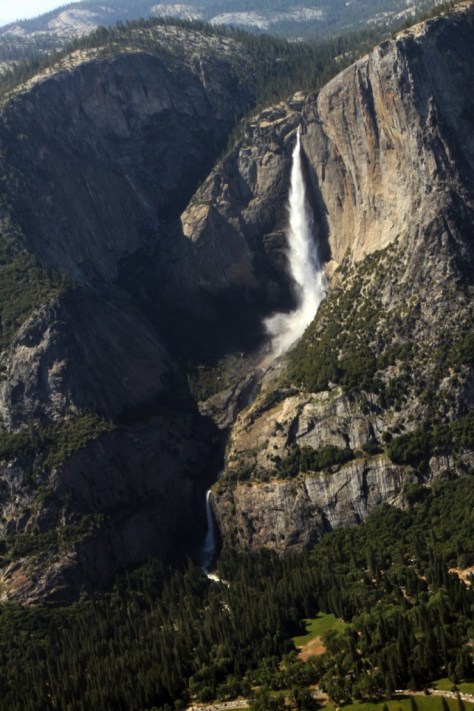 bridal-falls-from-glacier-point-682x1024